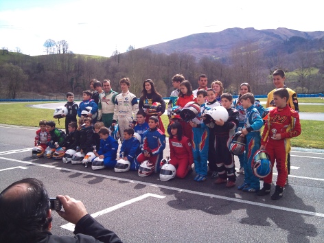 Foto de familia del Karting asturiano